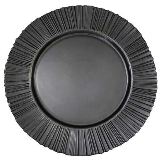 Black textured charger plate with decorative ridged rim