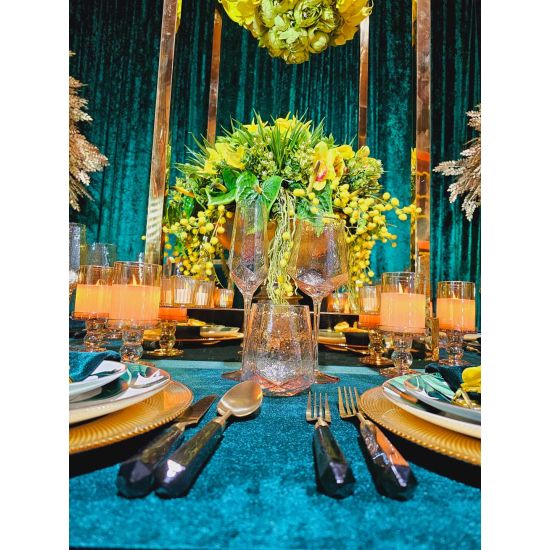 Acrylic dinner fork with black handle and matte gold head, set of 10