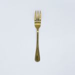 Gold dinner fork with modern rounded handle, premium disposable flatware for banquets, weddings, and formal place settings.