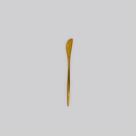 Gold butter knife with slim modern handle, elegant disposable flatware set of 10 for weddings, brunches, and upscale event tables.